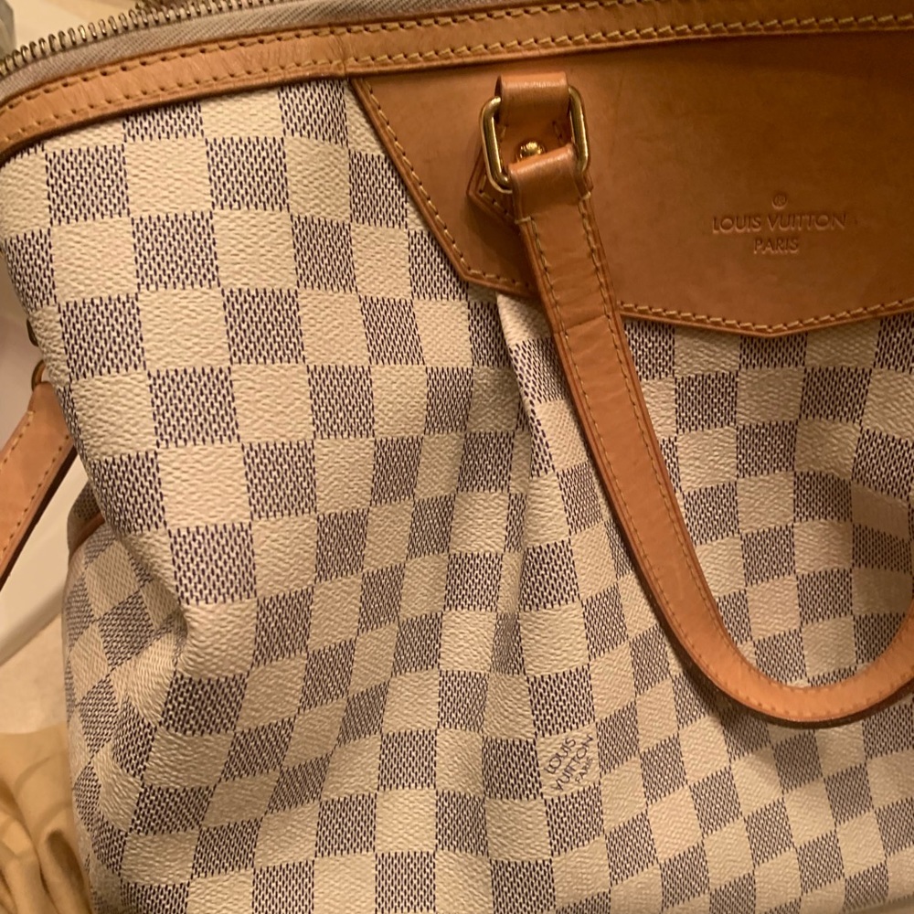 more pictures for the louis vuitton bags